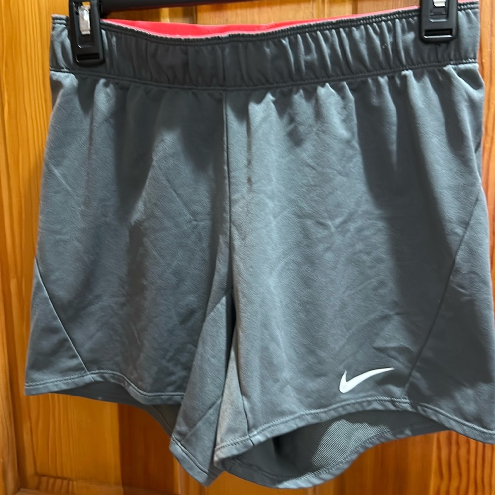 Nike women’s dri-fit shorts x-small